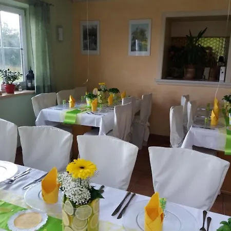Szálloda Gnadental-stuberl Großaitingen
